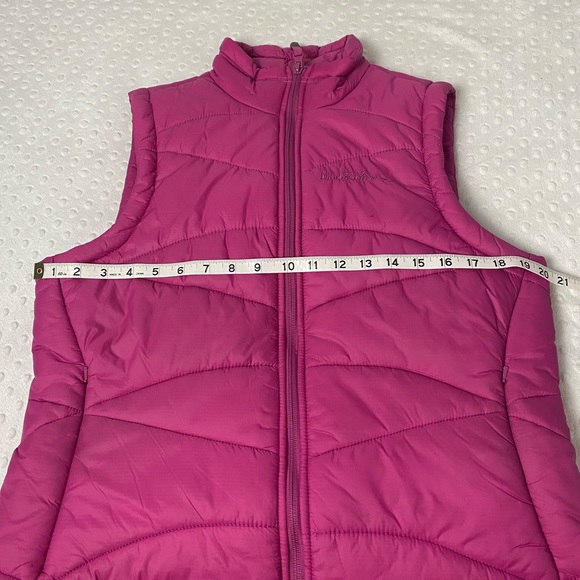 WindRiver Puffer Vest (Medium) - Picture 5 of 10